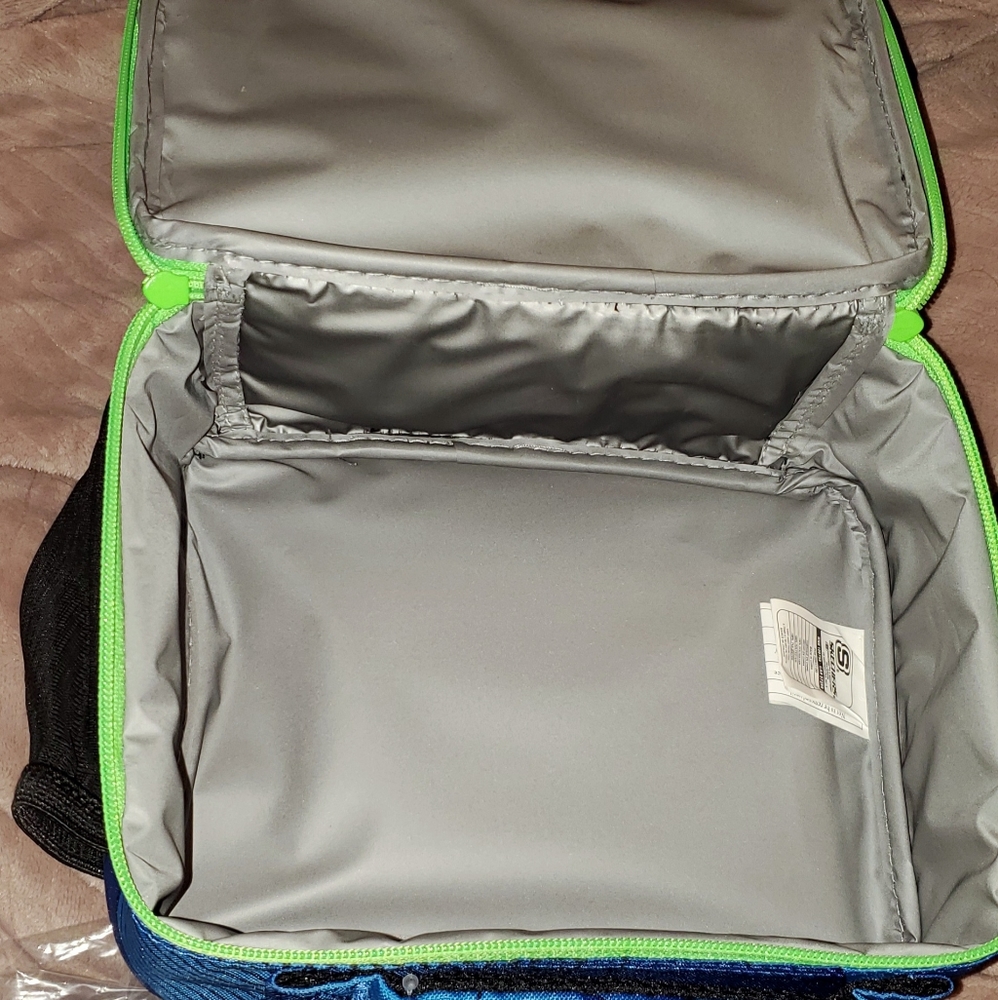 🔴 Skechers lunch bag 🔴 - Picture 5 of 5